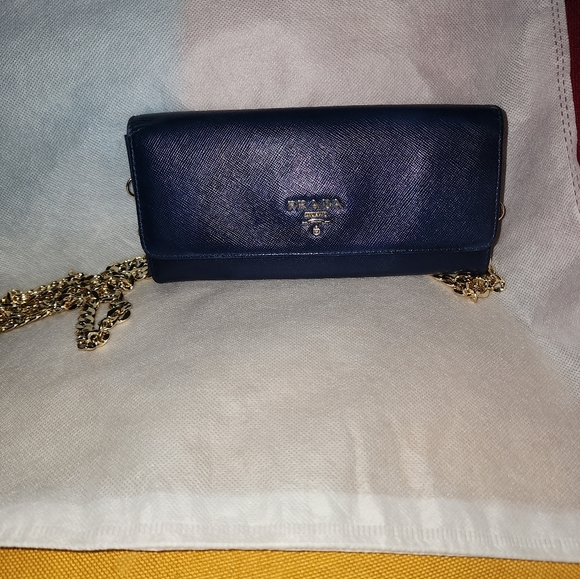 FLASH YARD SALE Prada Saffiano Navy Blue Limited Edition Crossbody - Picture 3 of 17